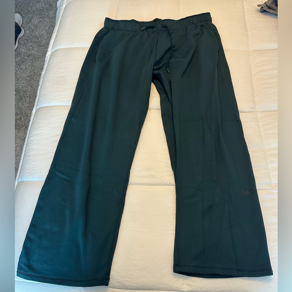 Nike Women’s Sweatpants